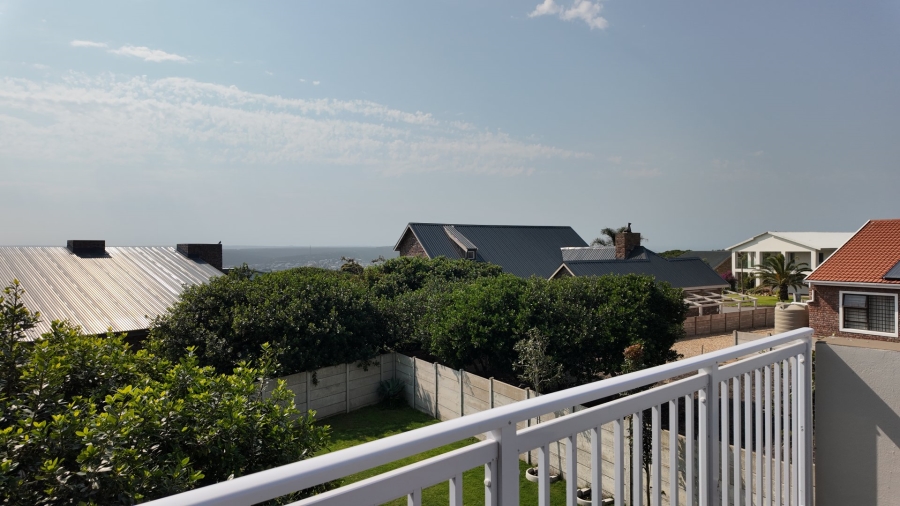 3 Bedroom Property for Sale in Stilbaai Wes Western Cape